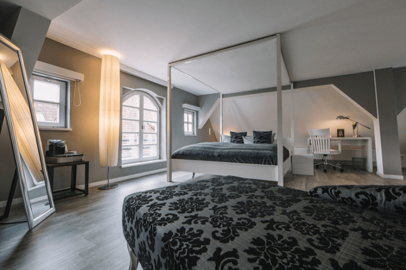 Boutiquehotel-Pfauen-1.png